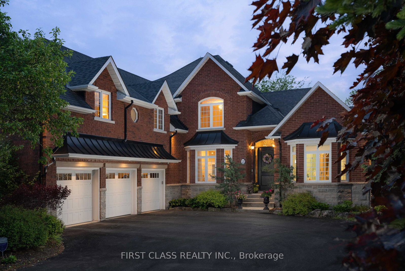 2-vanvalley-drive-whitchurch-stouffville-ontario-n12389633