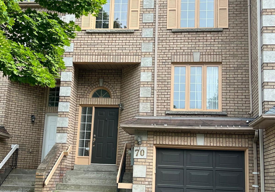 70-royal-manor-crescent-richmond-hill-ontario-n12389825