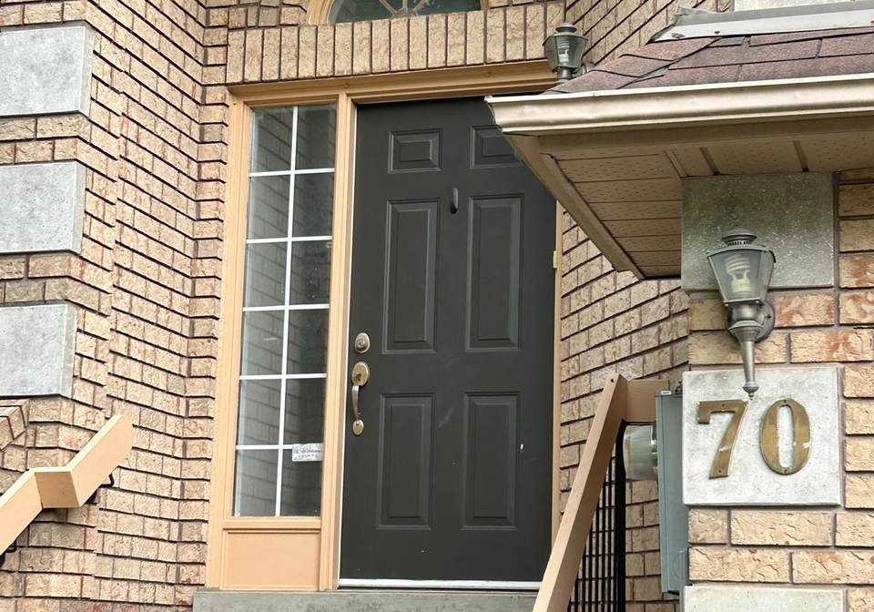 70-royal-manor-crescent-richmond-hill-ontario-n12389825