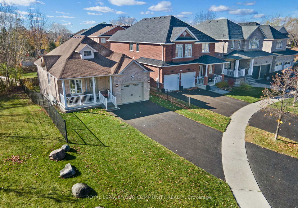 18-glendower-crescent-georgina-ontario-n12390908