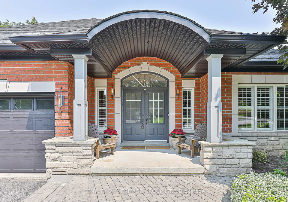 35-watts-meadow-aurora-ontario-n12391010