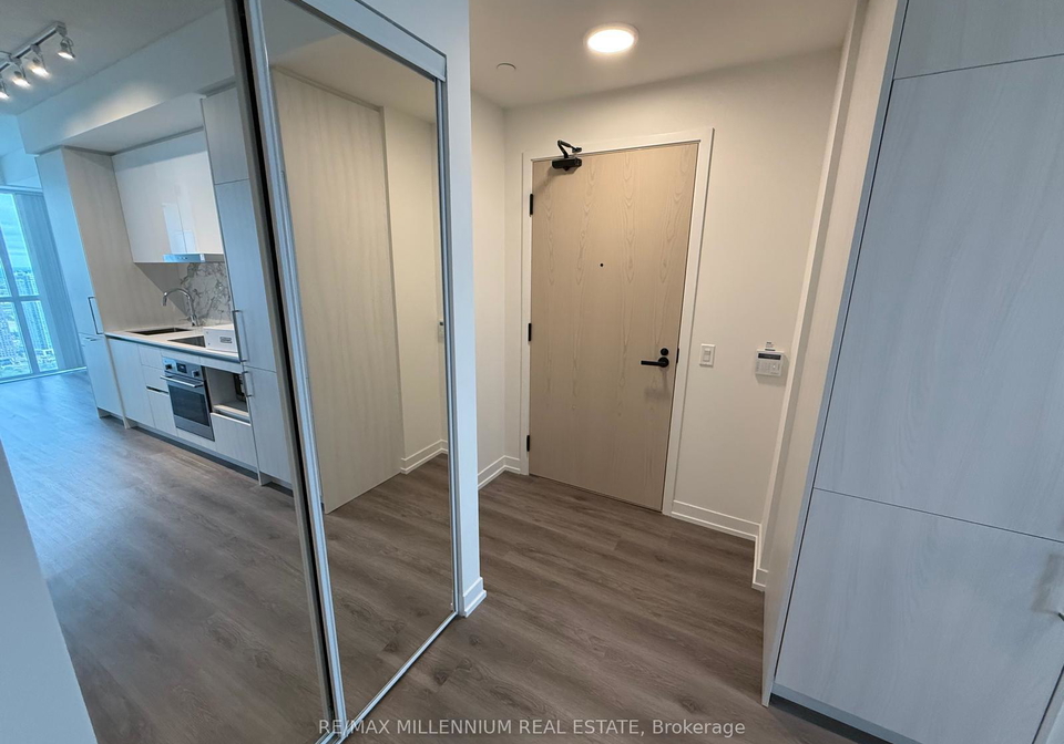 225-commerce-street-vaughan-ontario-n12391194
