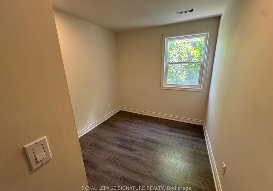 355-eagle-street-newmarket-ontario-n12391210