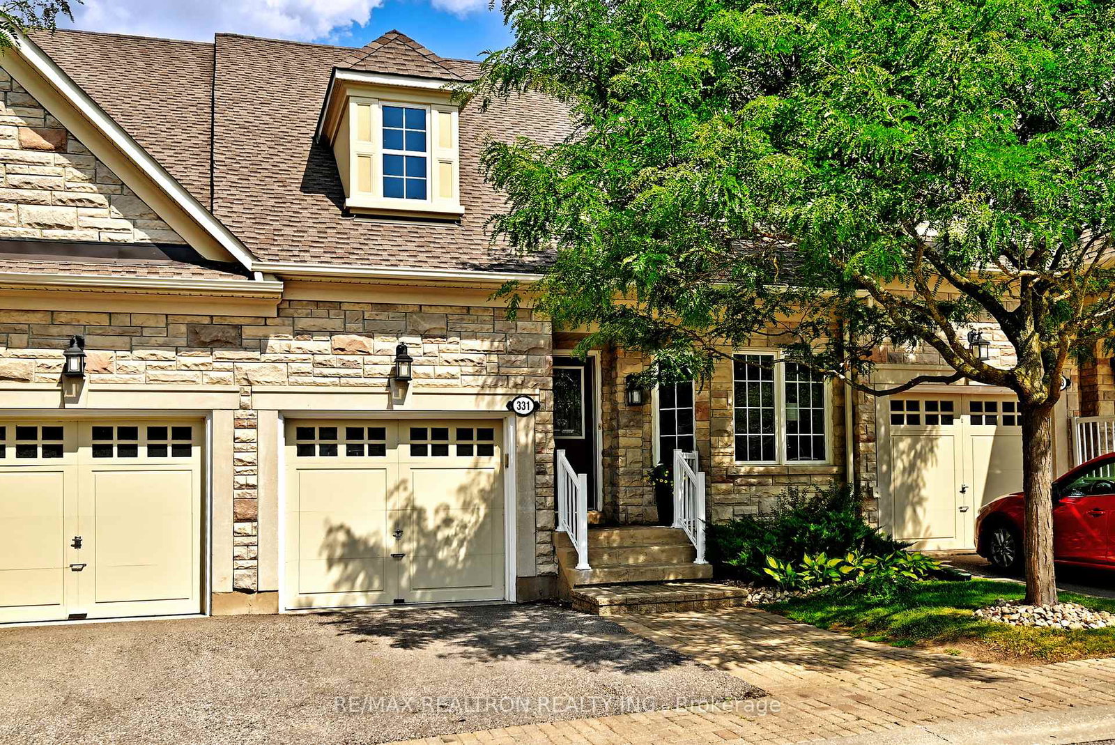 331-terry-carter-crescent-newmarket-ontario-n12391897