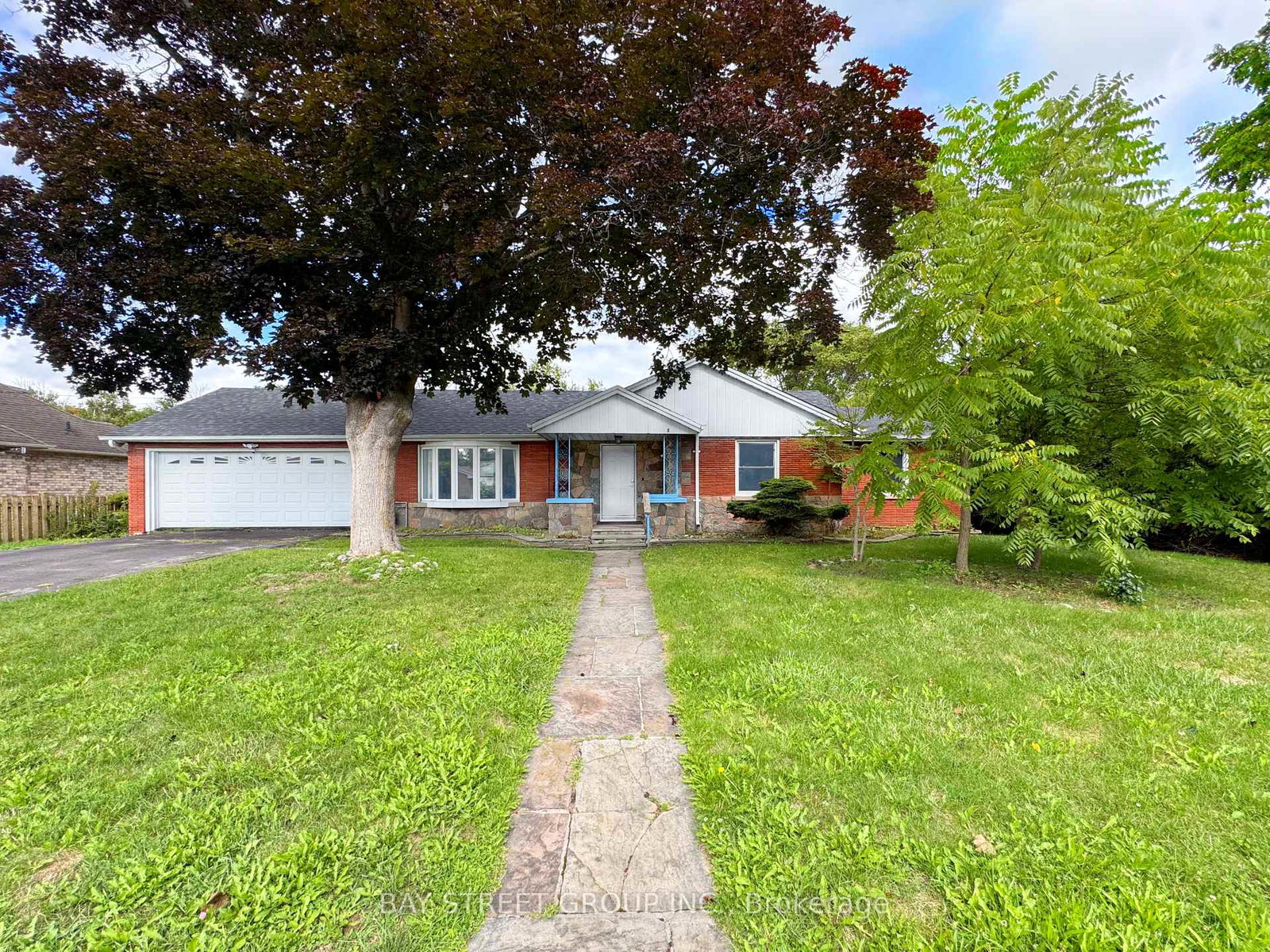8-middle-street-georgina-ontario-n12393016
