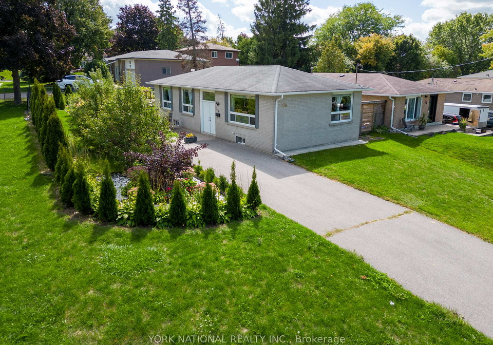 770-greenfield-crescent-newmarket-ontario-n12393209