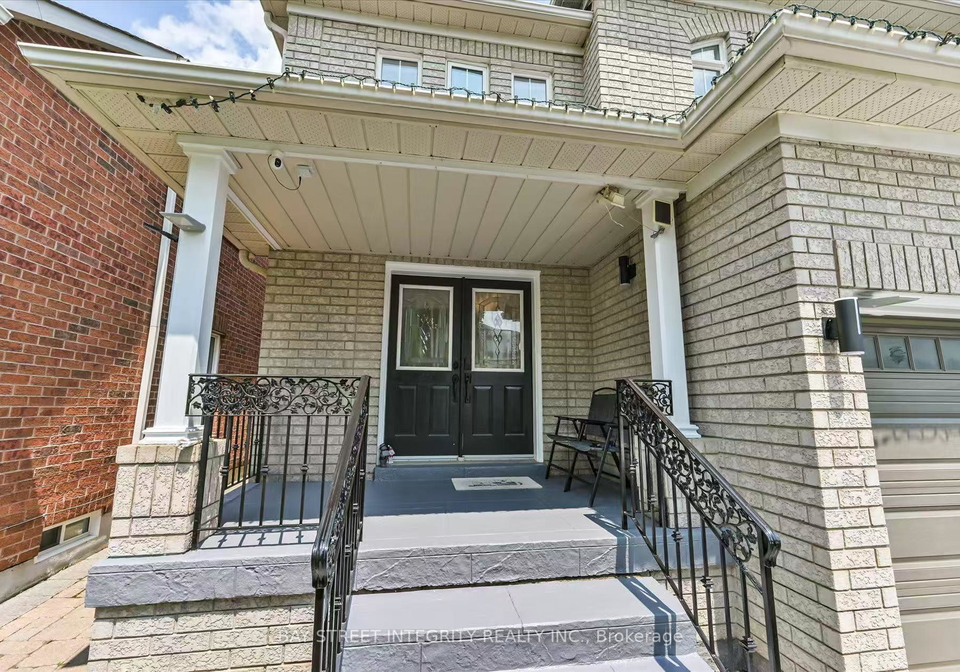 32-sail-crescent-vaughan-ontario-n12393233