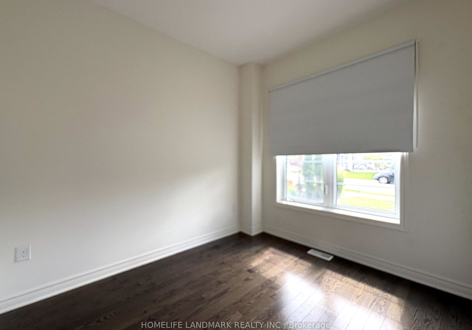 38-foxberry-road-east-gwillimbury-ontario-n12393352