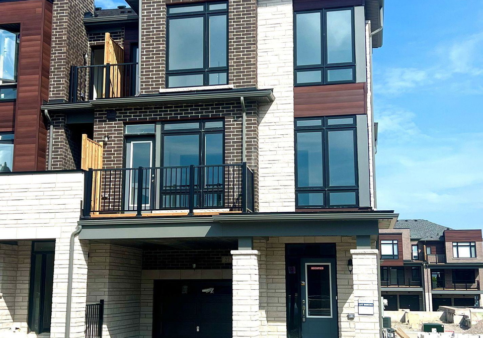 27-griffith-street-aurora-ontario-n12393811