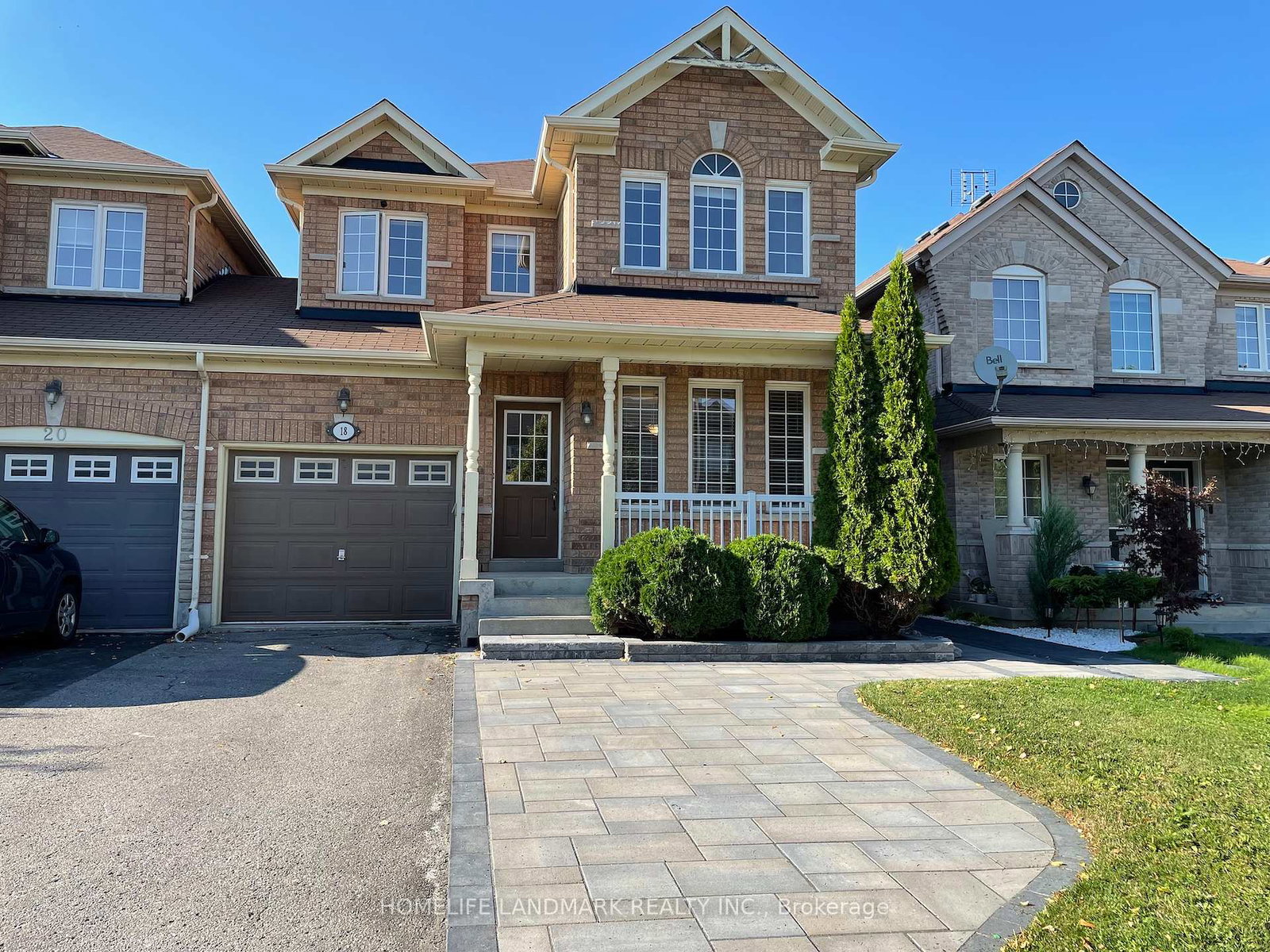 18-lewis-honey-drive-aurora-ontario-n12393973