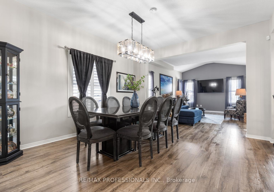 25-liberty-crescent-bradford-west-gwillimbury-ontario-n12394042