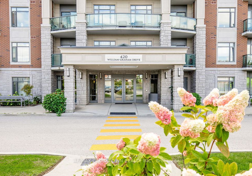 420-william-graham-drive-aurora-ontario-n12394236
