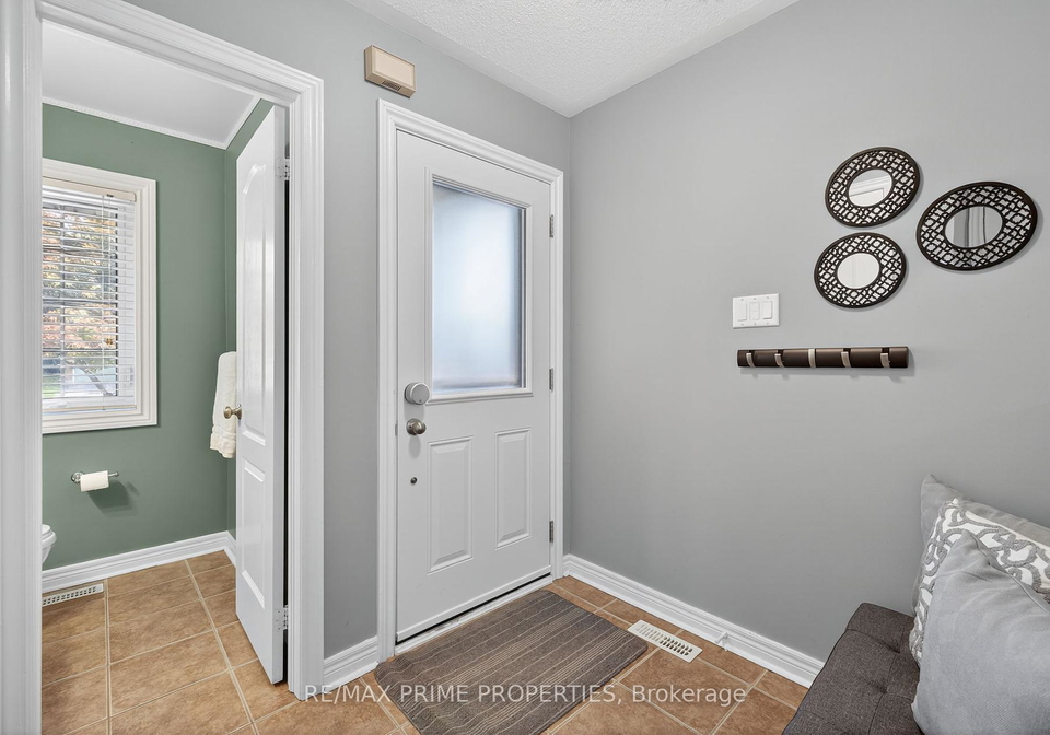 85-margaret-graham-crescent-east-gwillimbury-ontario-n12394517