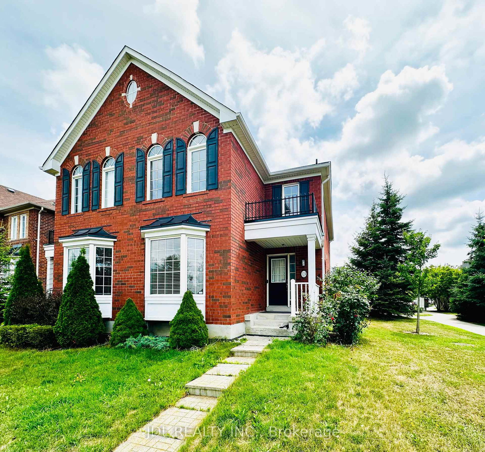 124-gas-lamp-lane-markham-ontario-n12395880