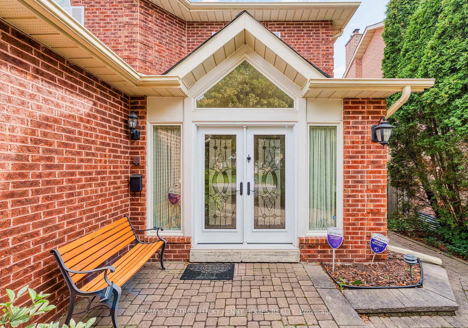 47-tomlinson-circle-markham-ontario-n12395931