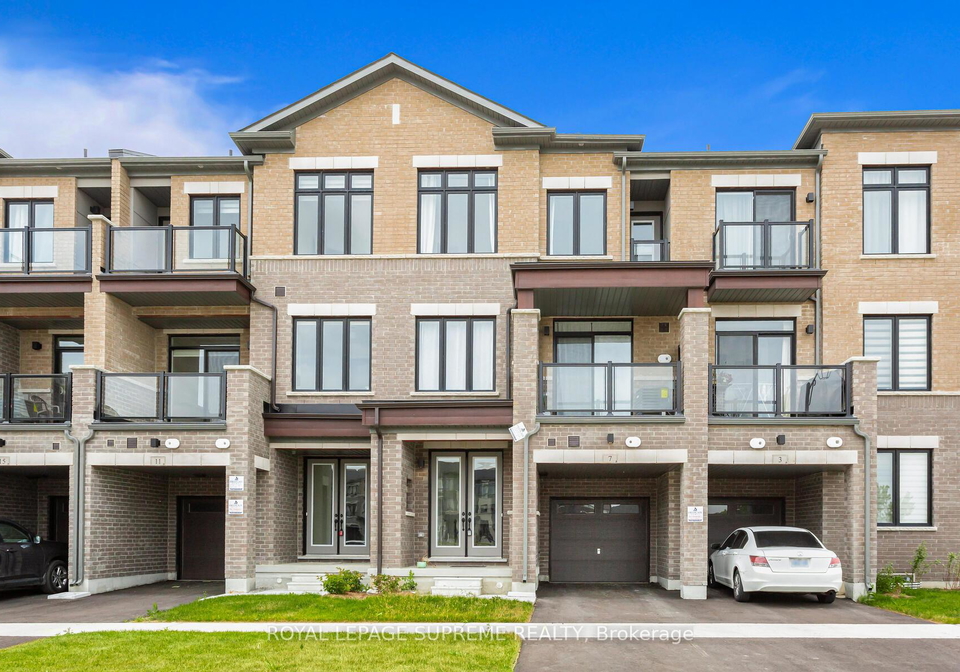 7-tennant-circle-vaughan-ontario-n12397069