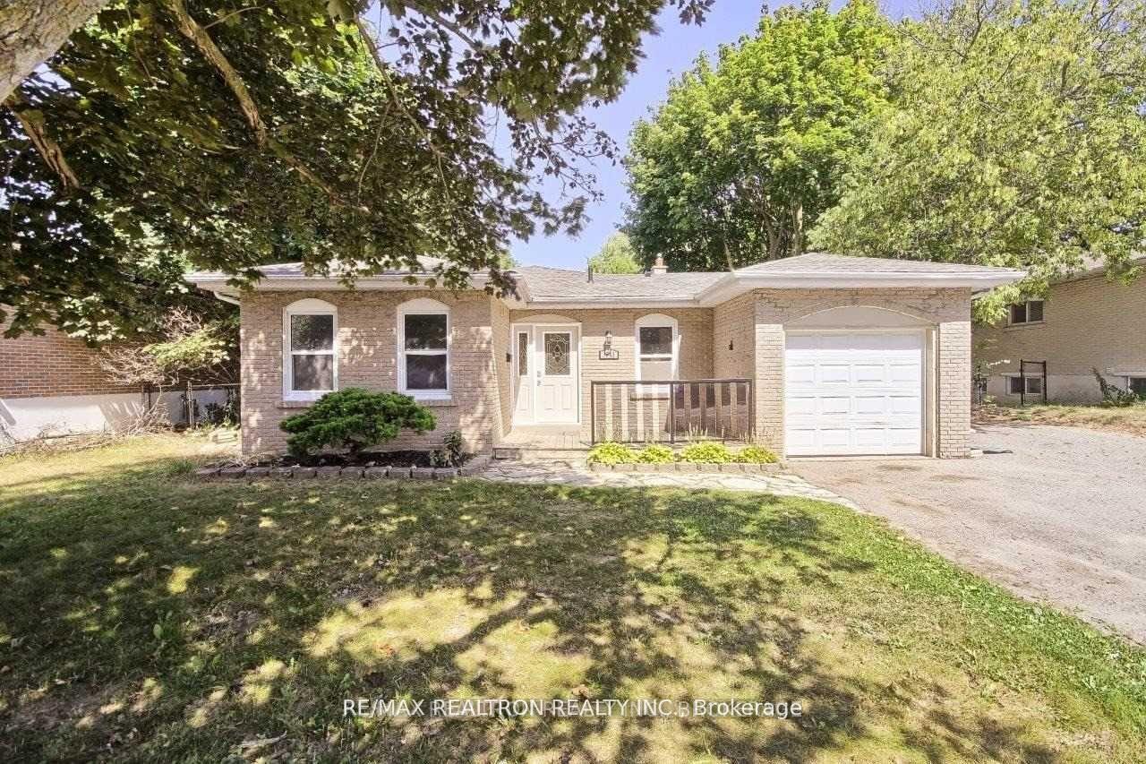 1043-lemar-road-newmarket-ontario-n12397167