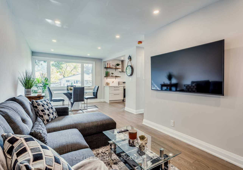 323-kerswell-drive-n-richmond-hill-ontario-n12398104