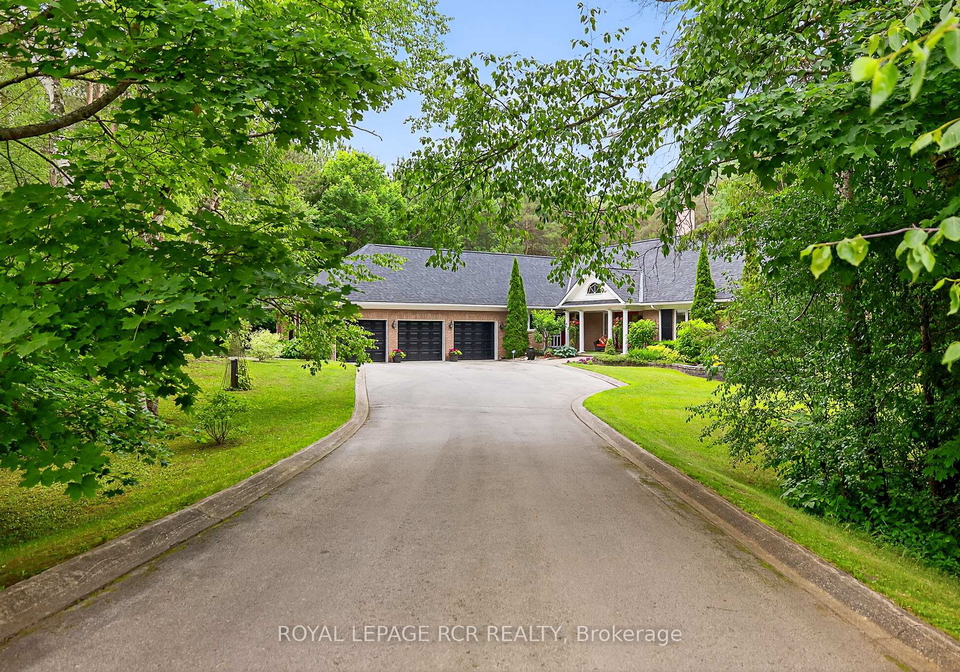 11-foxfire-chase-uxbridge-ontario-n12398140