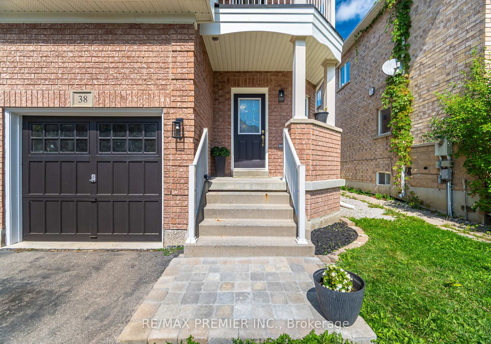 38-ozner-crescent-vaughan-ontario-n12398307