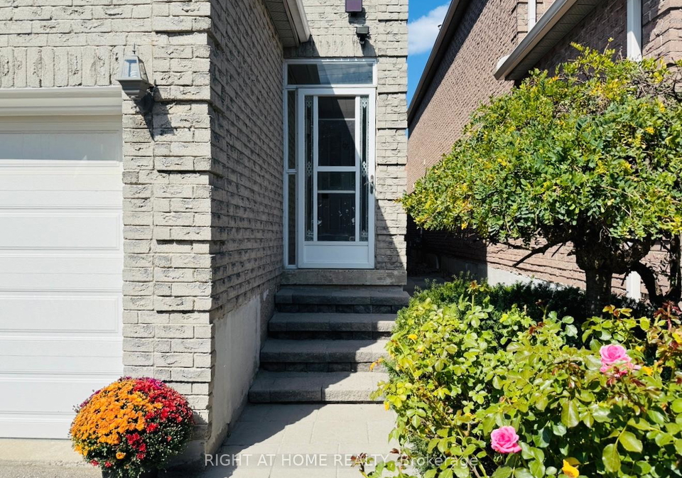96-irenemount-crescent-markham-ontario-n12399140