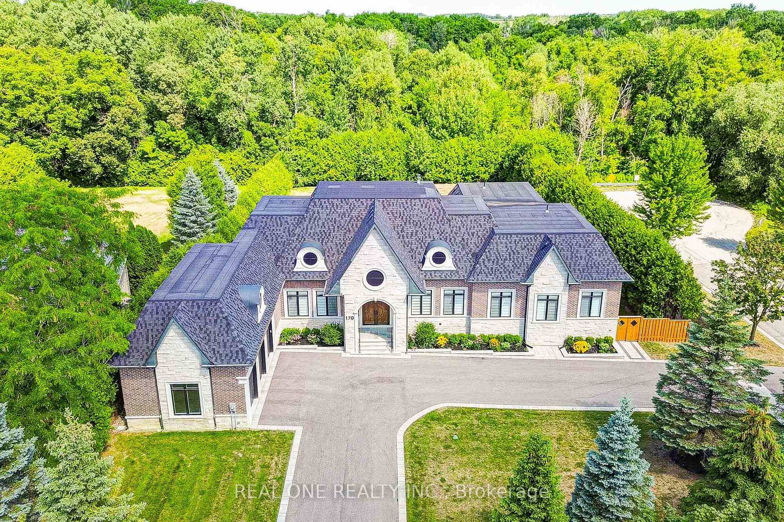170-ward-avenue-east-gwillimbury-ontario-n12399522