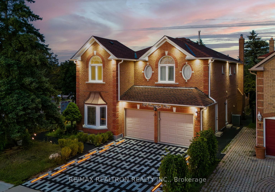 161-devonsleigh-boulevard-richmond-hill-ontario-n12400533