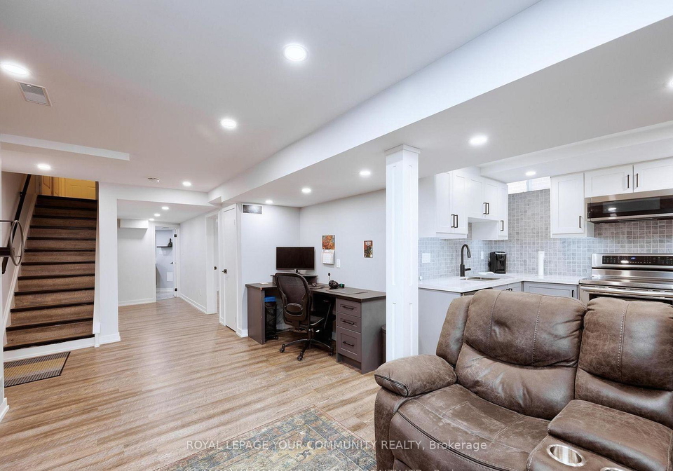 36-colonial-crescent-richmond-hill-ontario-n12400966
