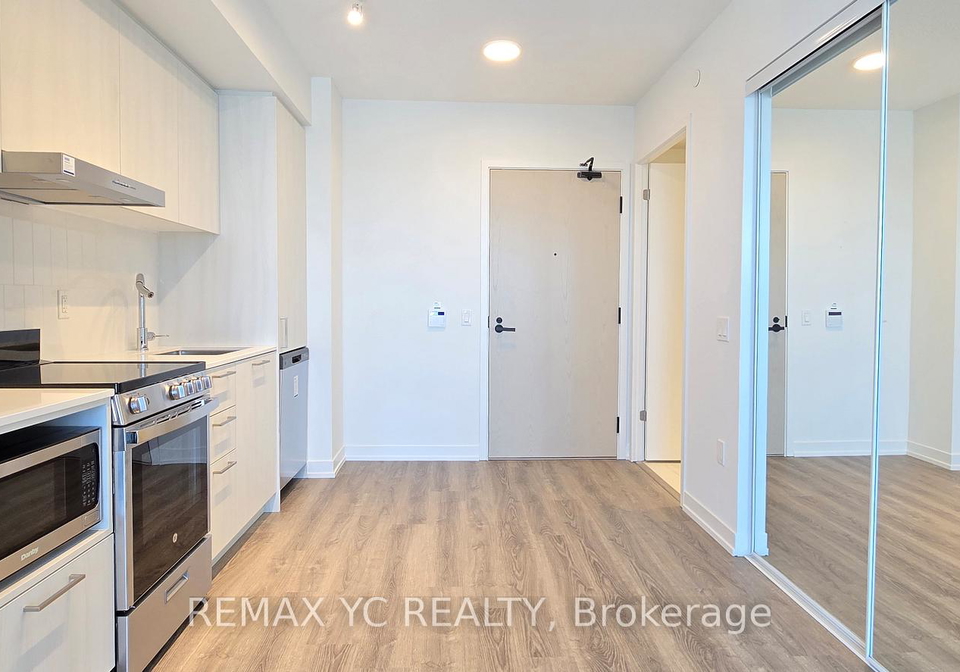 195-commerce-street-vaughan-ontario-n12401442