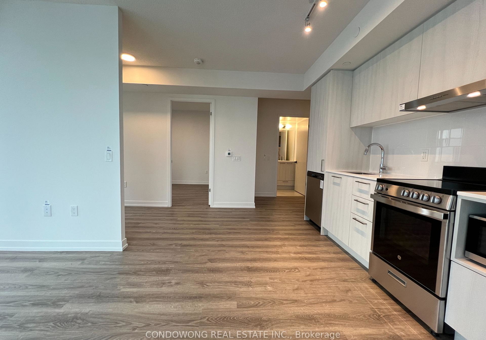 195-commerce-street-vaughan-ontario-n12402186