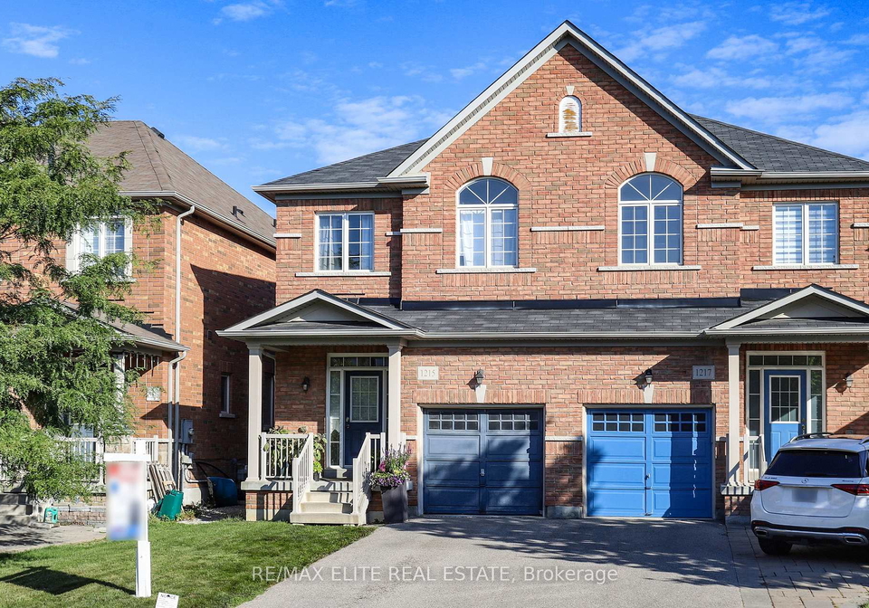 1215-mccron-crescent-newmarket-ontario-n12402524