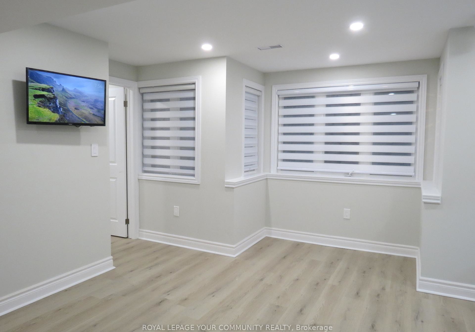 60-acer-crescent-whitchurch-stouffville-ontario-n12402850