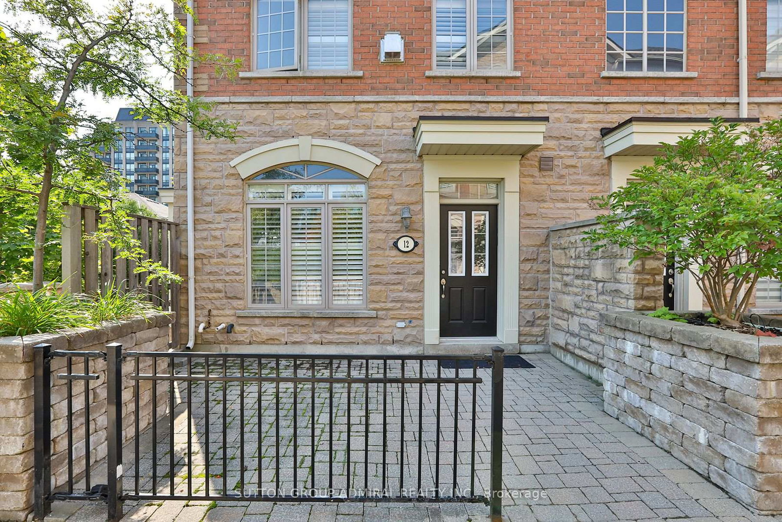 8-brighton-place-n-vaughan-ontario-n12402887