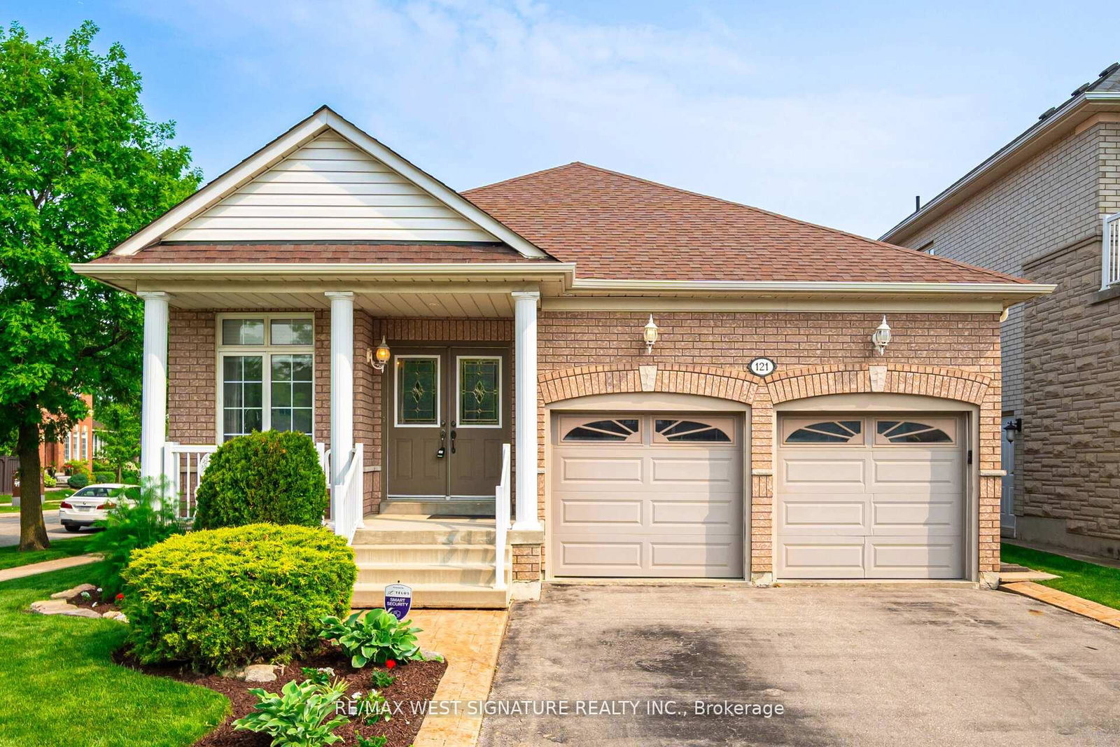 121-calera-crescent-vaughan-ontario-n12403313