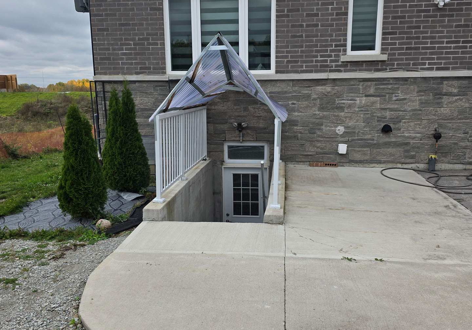 184-dale-crescent-bradford-west-gwillimbury-ontario-n12403317