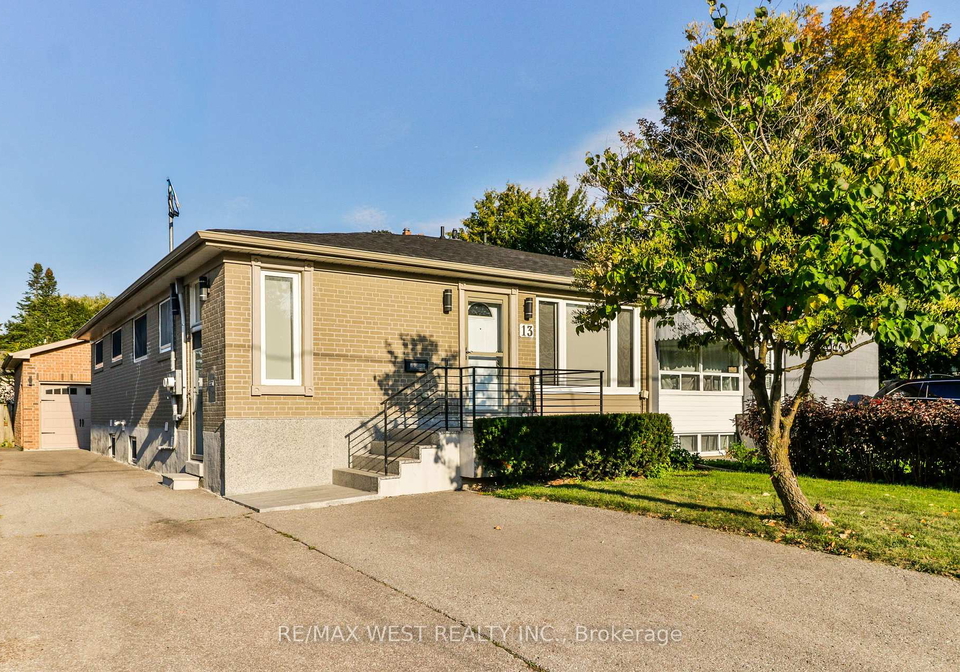 13-richardson-drive-aurora-ontario-n12403542