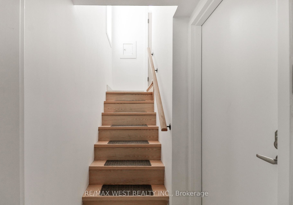 13-richardson-drive-aurora-ontario-n12403542