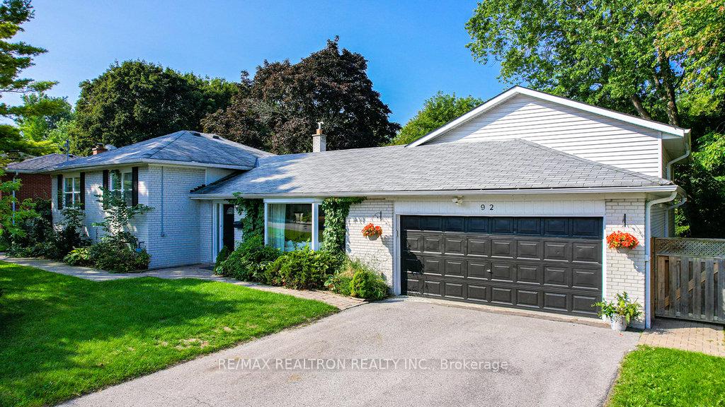 92-hamilton-drive-newmarket-ontario-n12403926