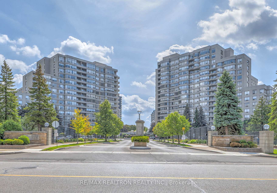 11-townsgate-drive-vaughan-ontario-n12404747