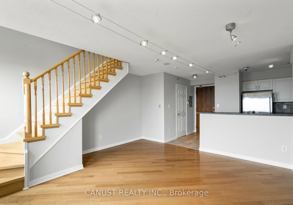 39-oneida-crescent-richmond-hill-ontario-n12405290