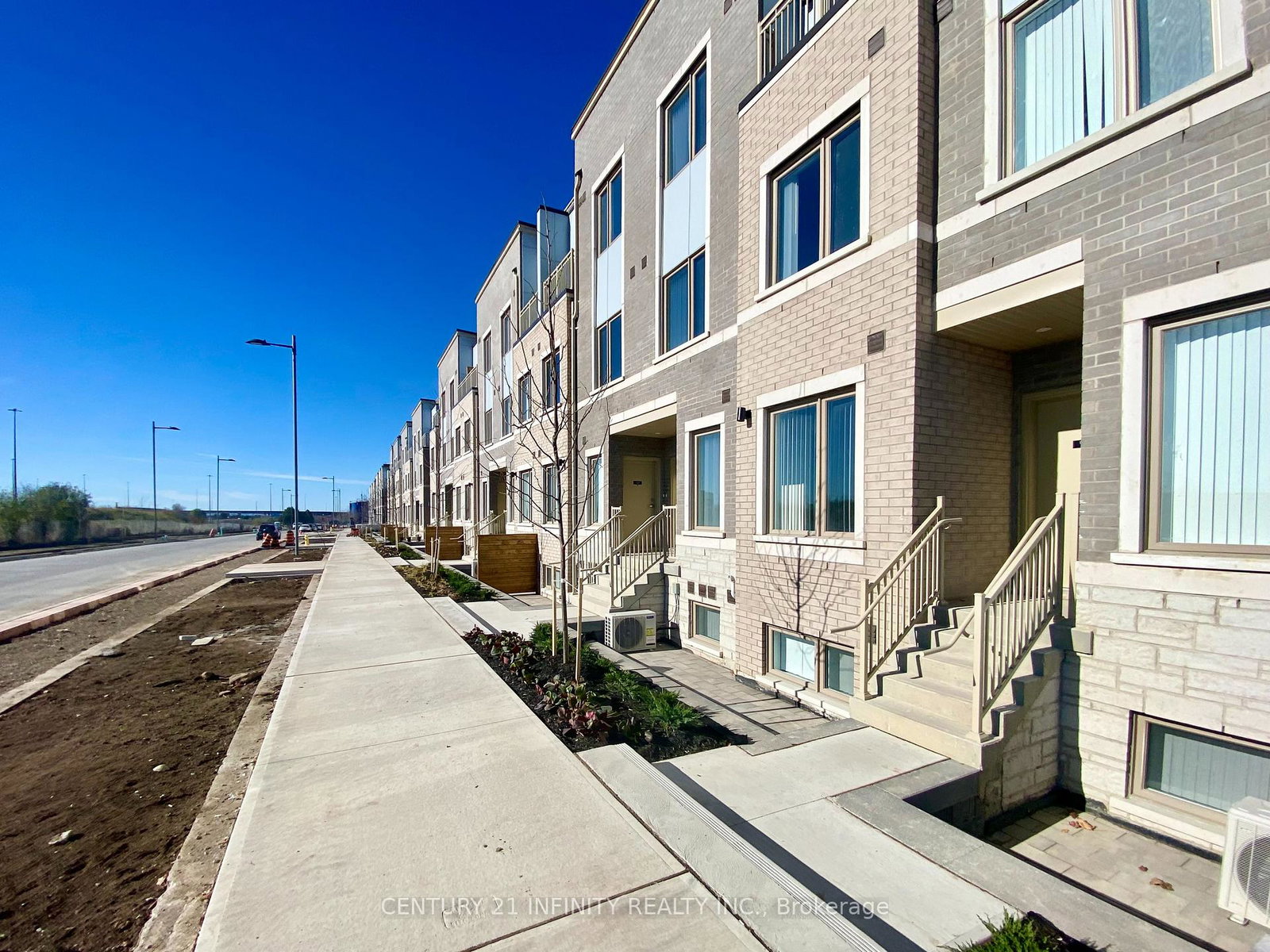 100-honeycrisp-crescent-vaughan-ontario-n12405477