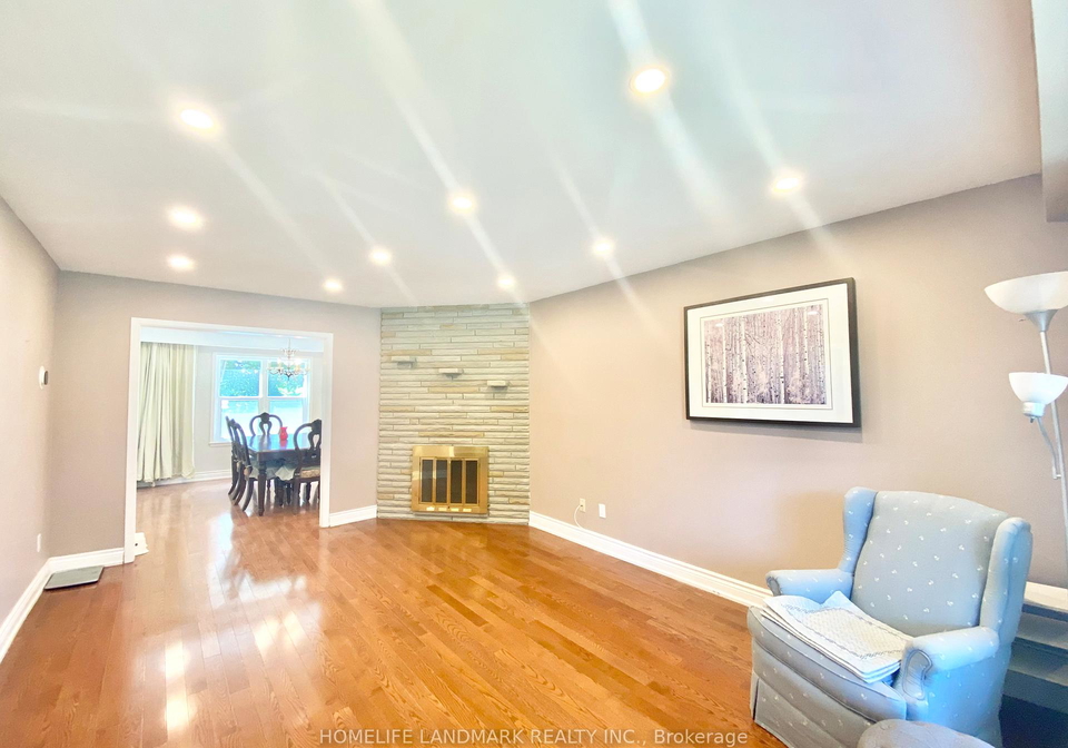 23-apple-orchard-path-markham-ontario-n12405487