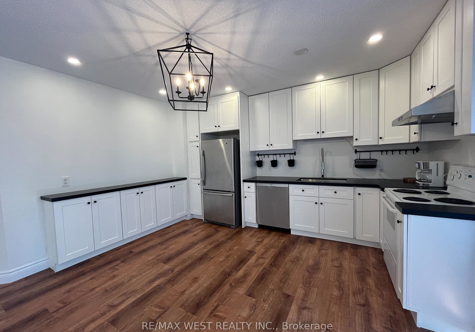 203-main-street-king-ontario-n12405734