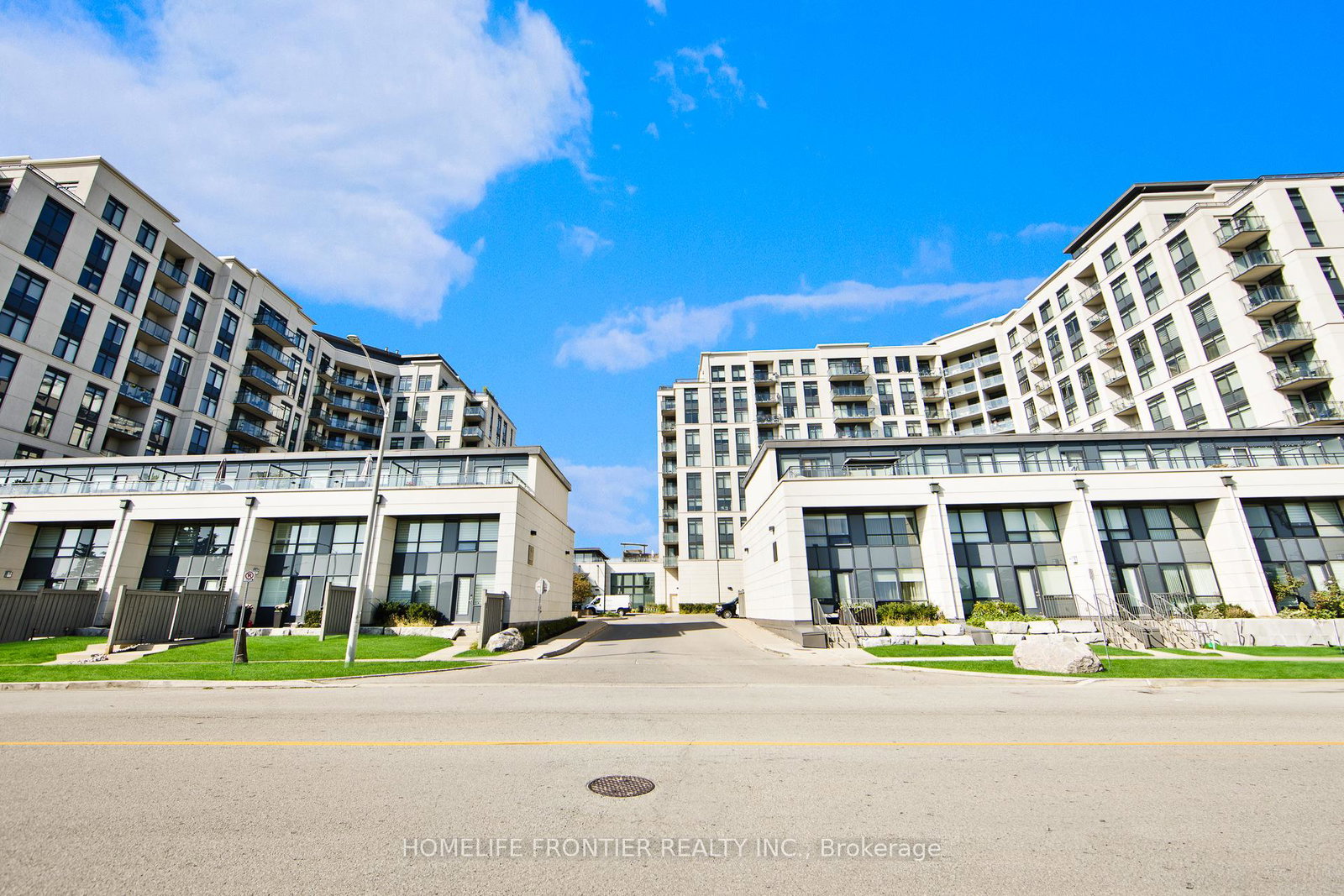 12-woodstream-boulevard-vaughan-ontario-n12405748