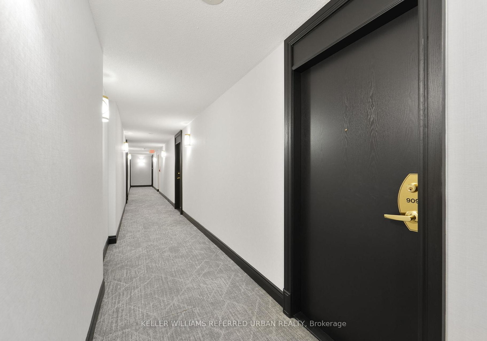 185-oneida-crescent-richmond-hill-ontario-n12405750