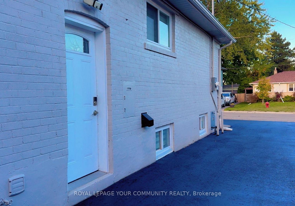 24-collins-crescent-aurora-ontario-n12406708