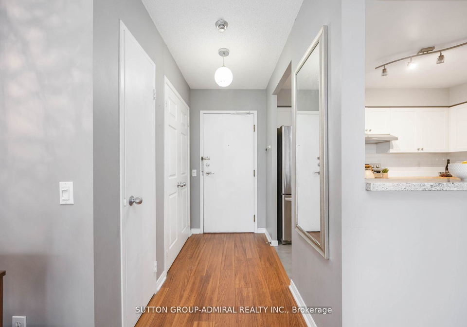 81-townsgate-drive-vaughan-ontario-n12407534