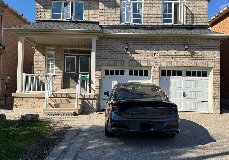 172-borealis-avenue-aurora-ontario-n12407925