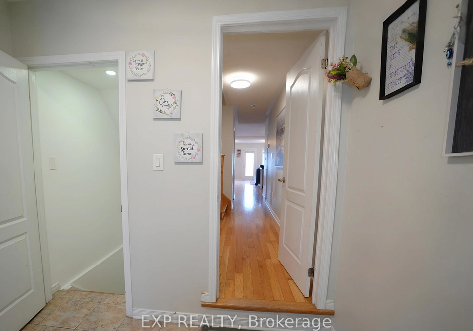 16-coranto-way-vaughan-ontario-n12408443