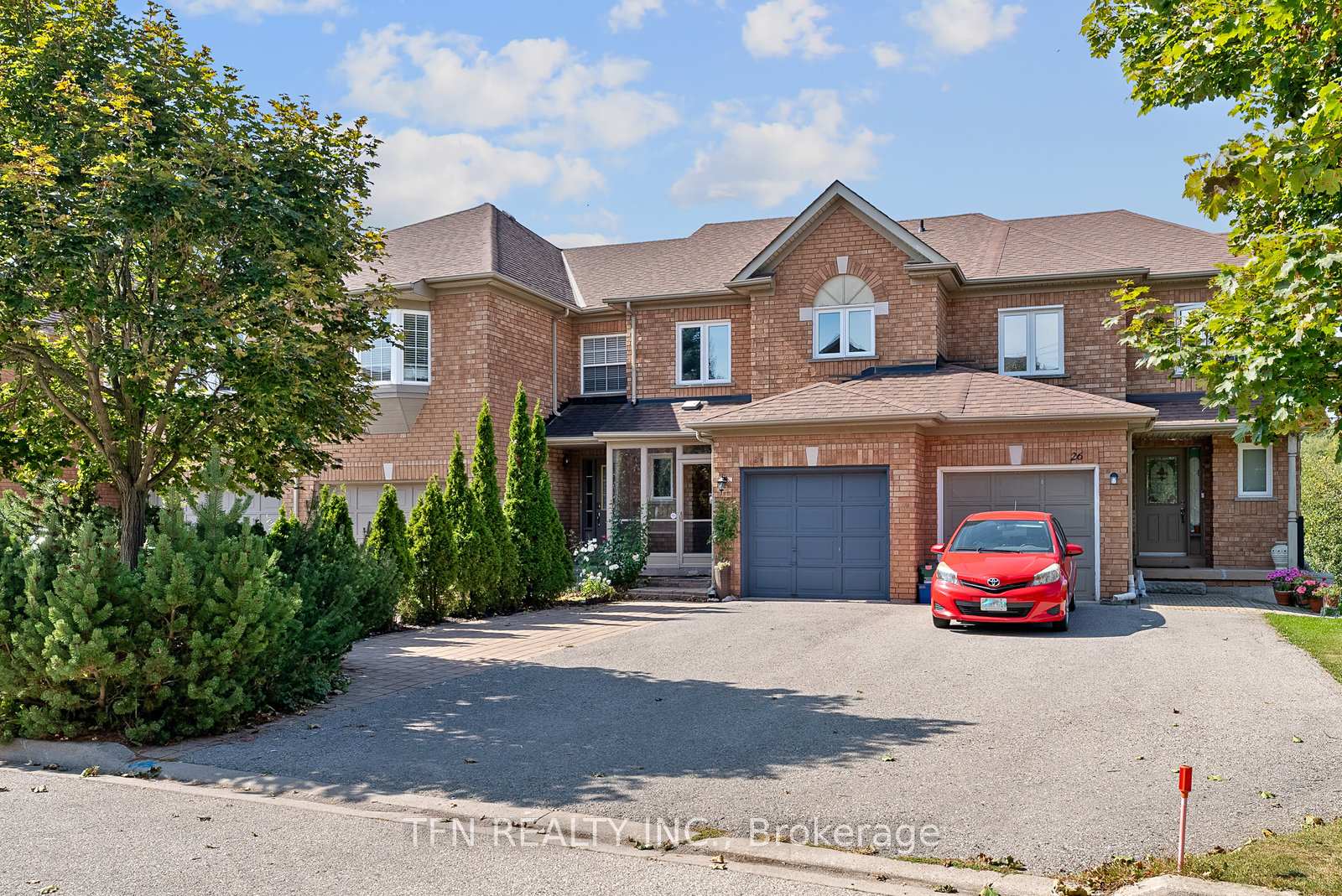 24-hawtin-lane-aurora-ontario-n12408596